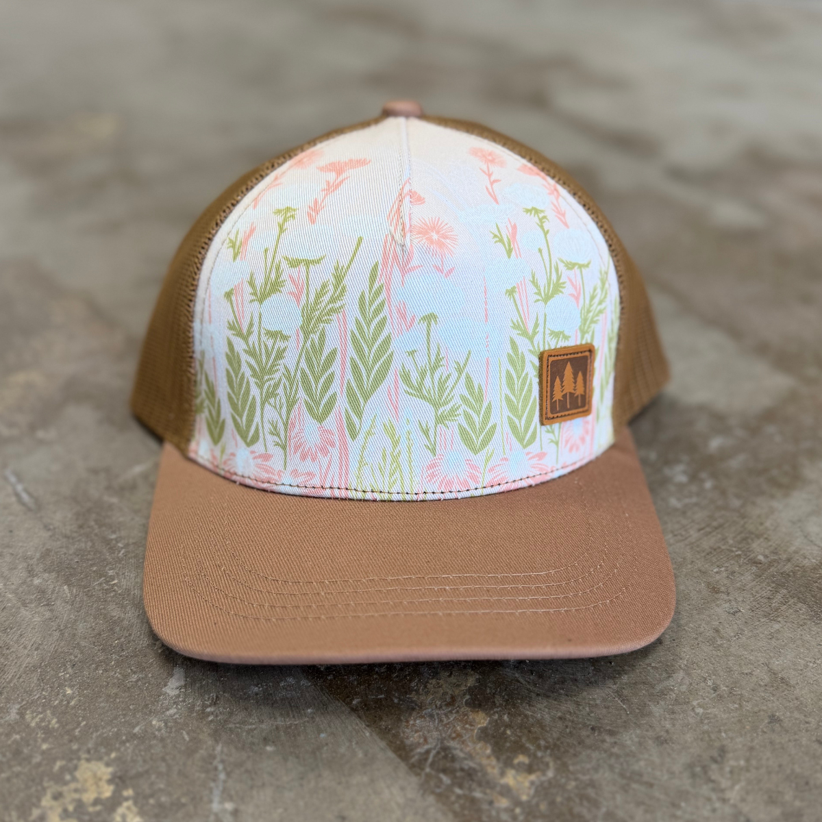 Wild Field Unisex Trucker