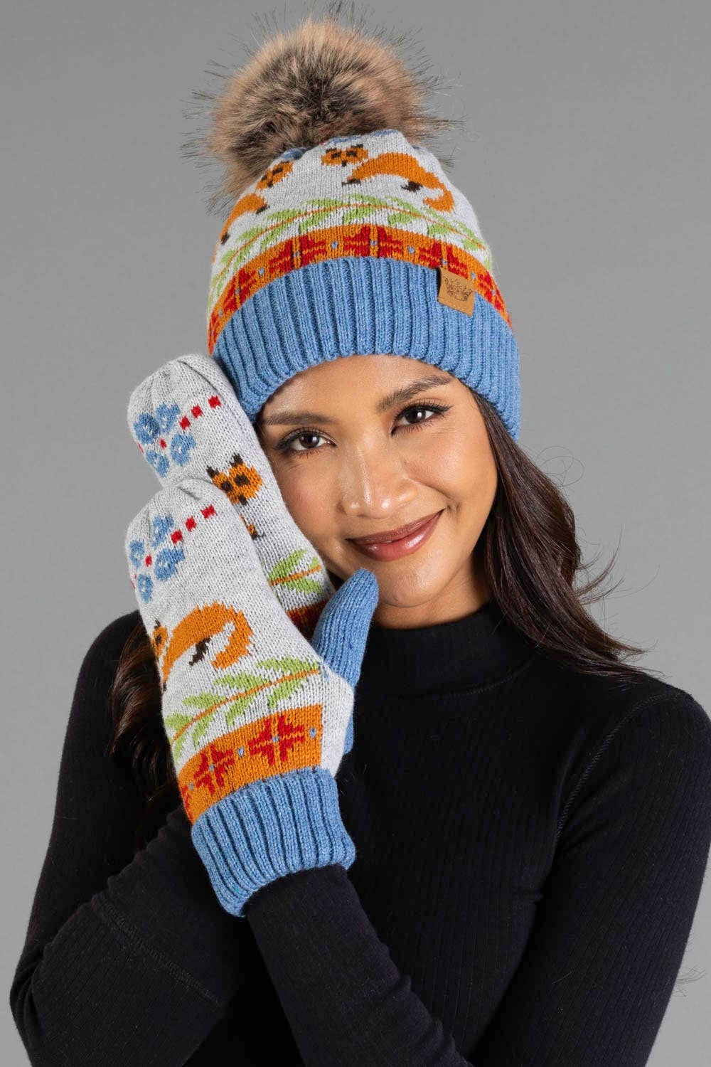 Blue Fox Pattern Knit Mittens