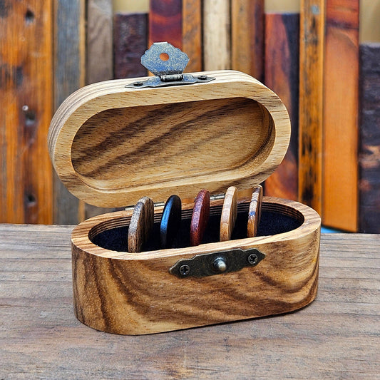 Guitar Pick Box - Oval w 5 Picks