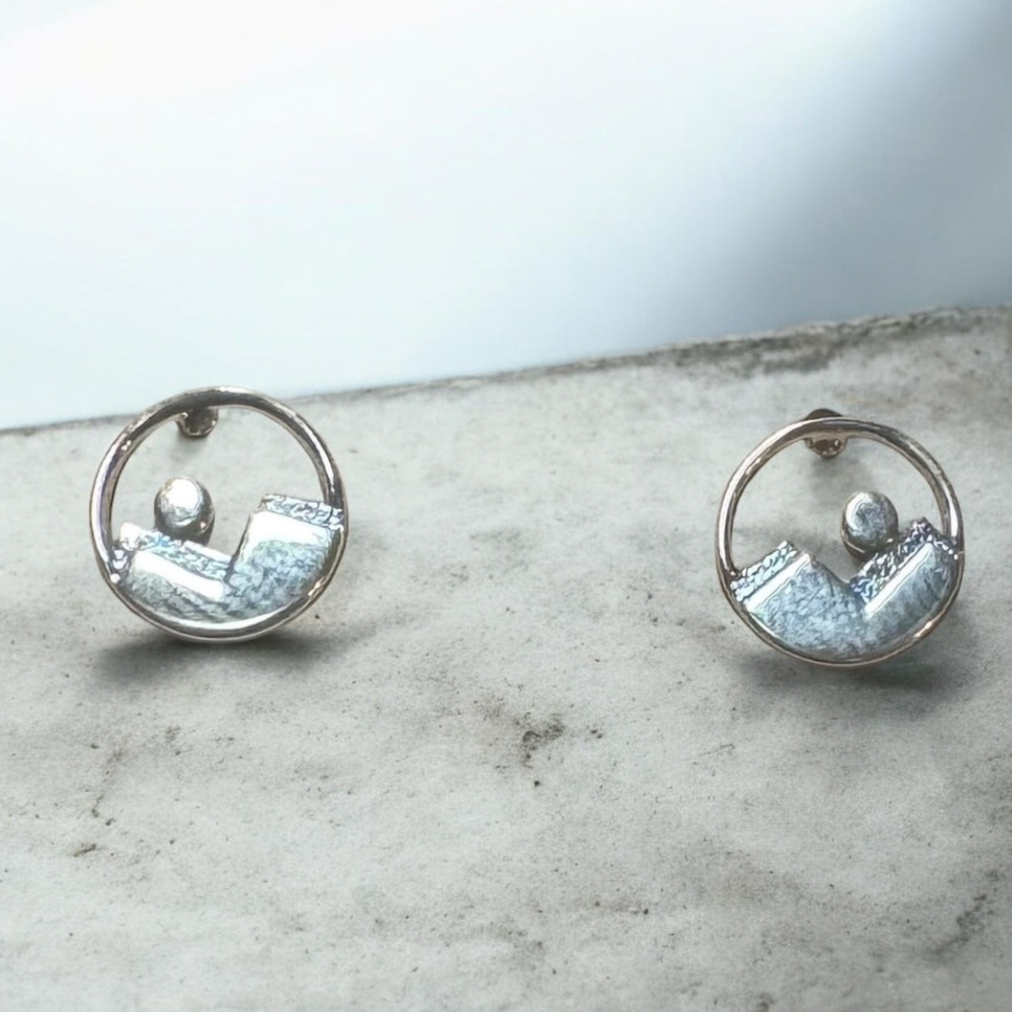 Mountain Circle Earrings
