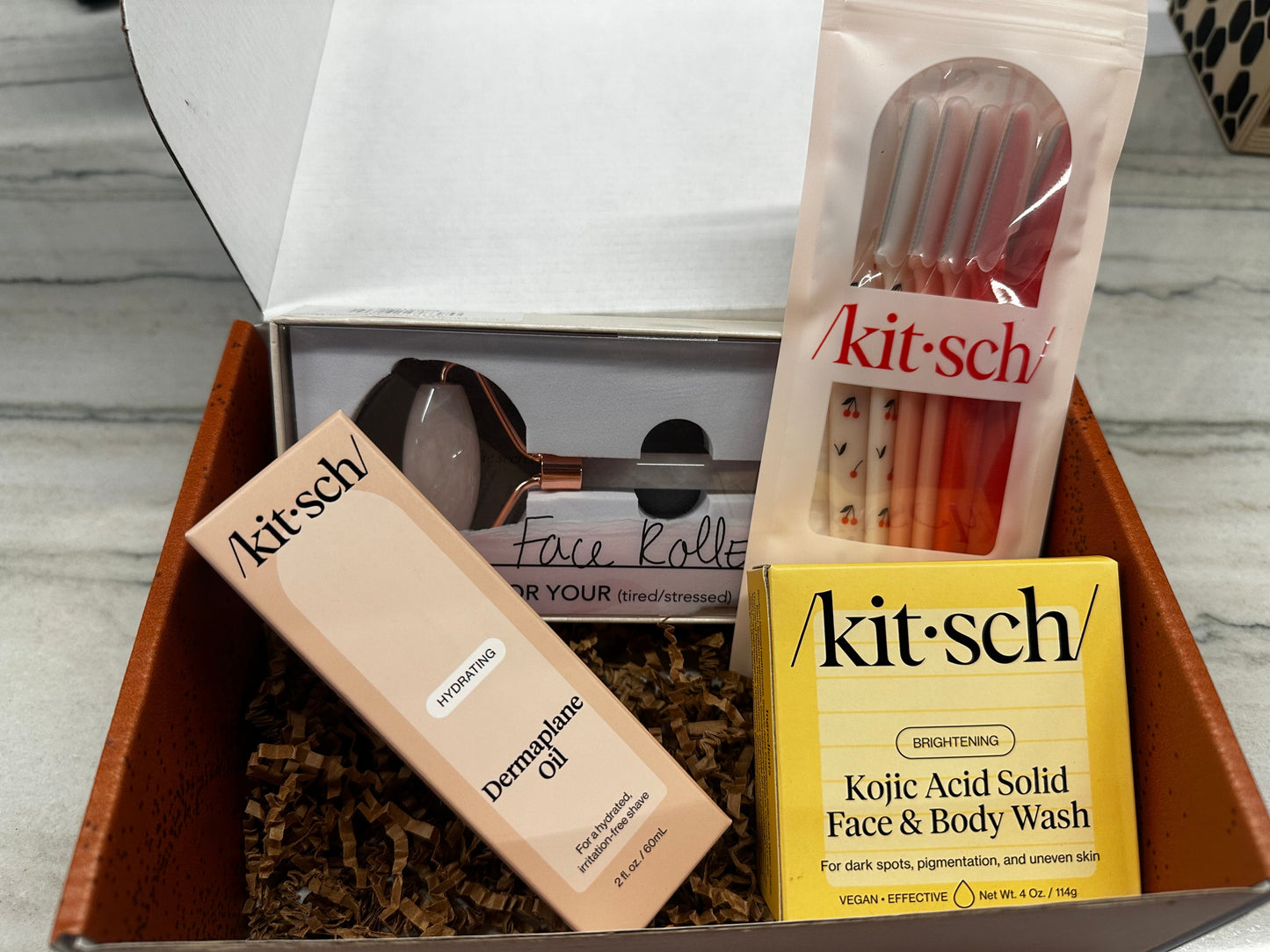 Gift Box - Kitsch