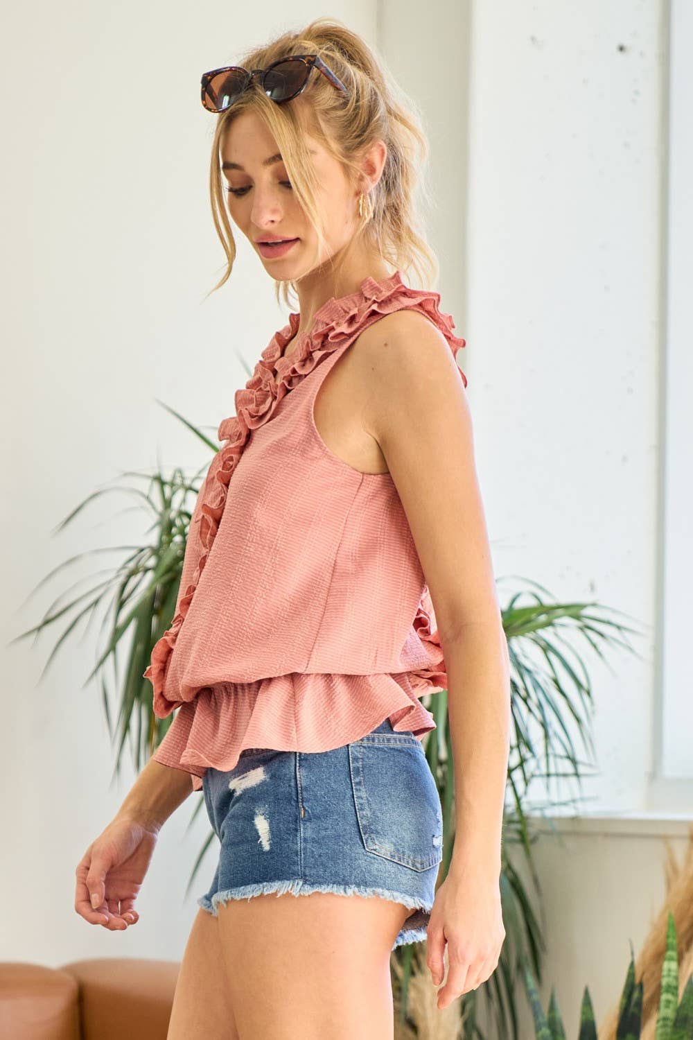 Frilled V-neck Sleeveless Top