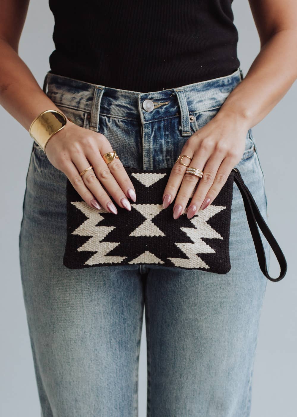Black & Cream Aztec Wristlet