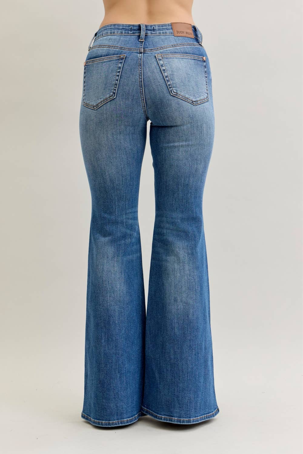 Flare Double Angular Seam
