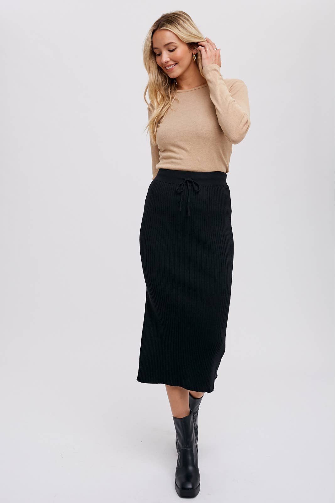 Ribbed Knit Midi Skirt