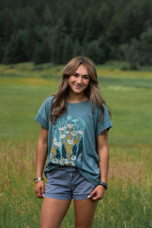 Wild Field Ladies Tee - Washed Basil