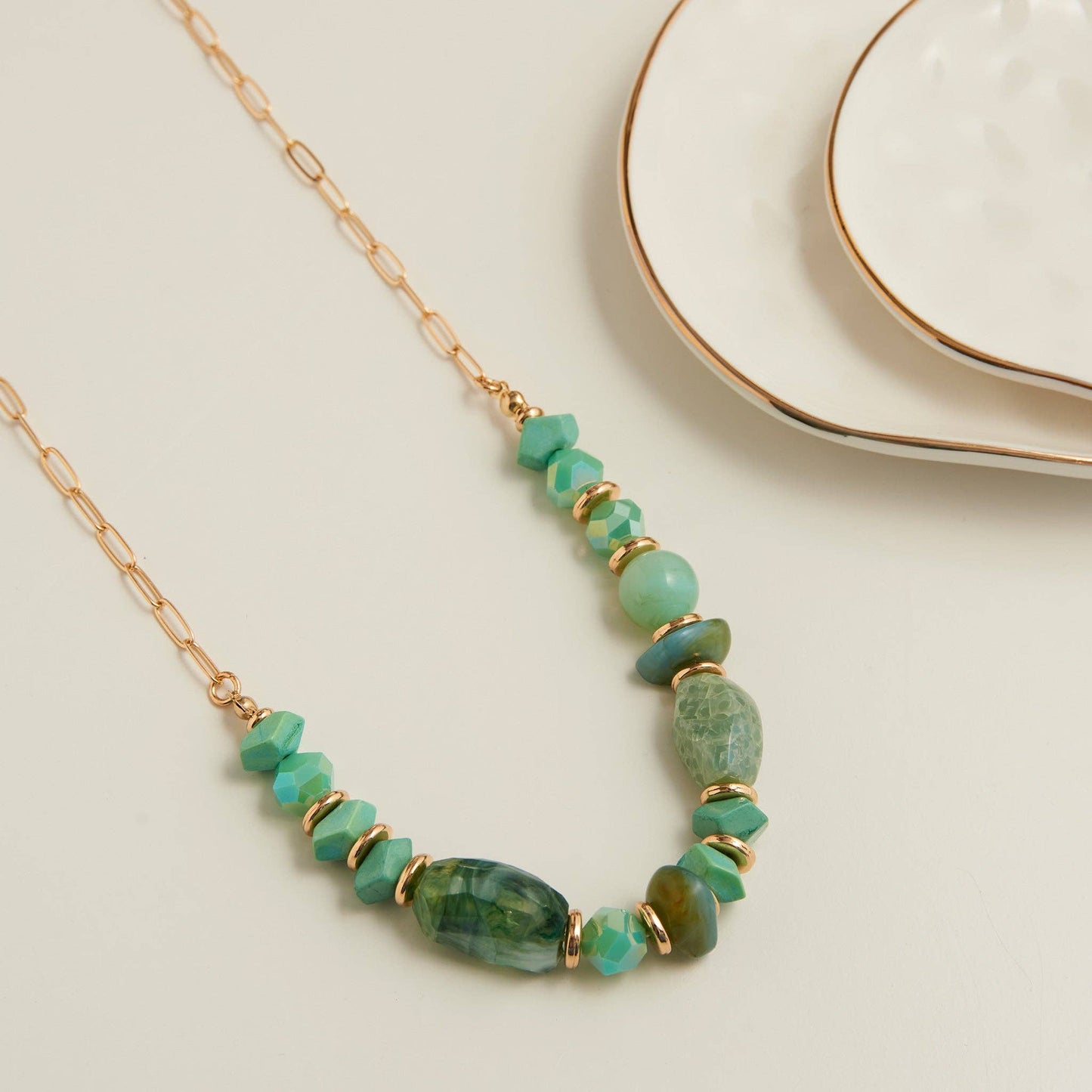 18" Gold and Green Paperclip Chain Necklace