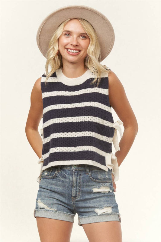 Sleeveless Side Tie Knit Blouse