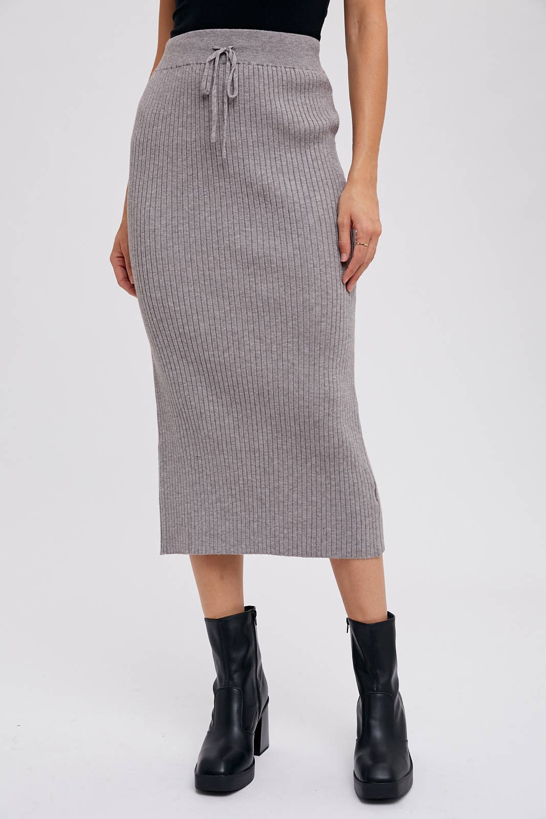 Ribbed Knit Midi Skirt