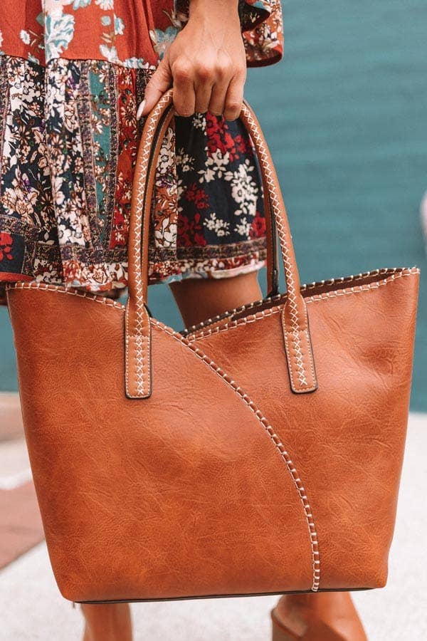 Stitch Trim Detail Shoulder Tote w/ bag
