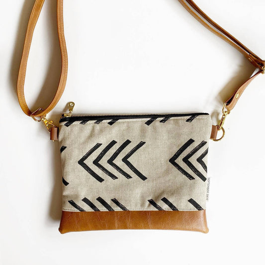 Small crossbody bag in mud cloth arrow