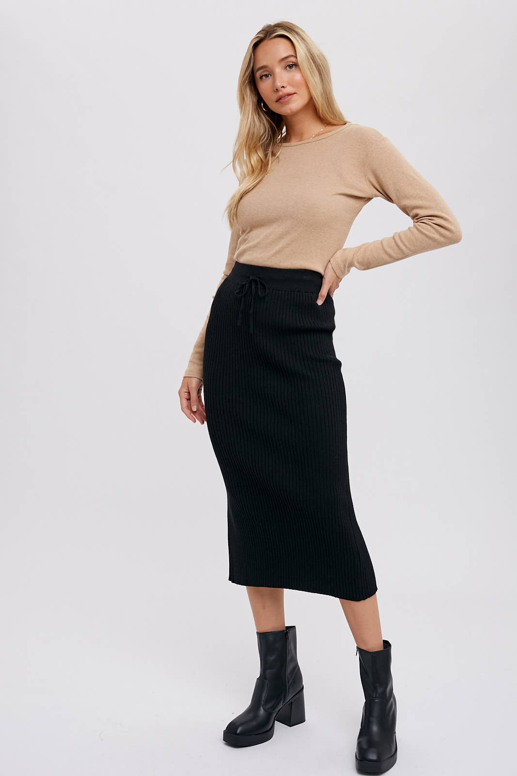 Ribbed Knit Midi Skirt